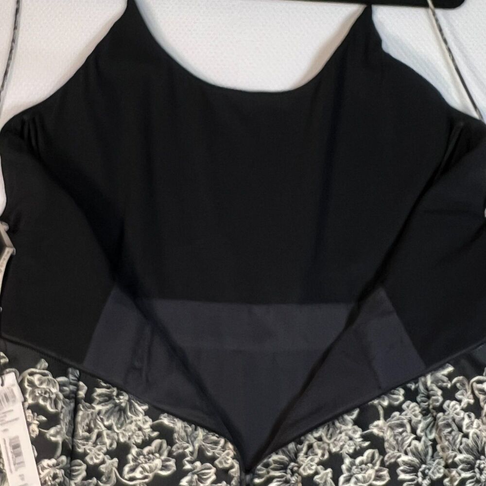 Alice + Olivia Madison Dress 14 Black White Pleated Fit Flare Floral Ballet - Picture 15 of 16